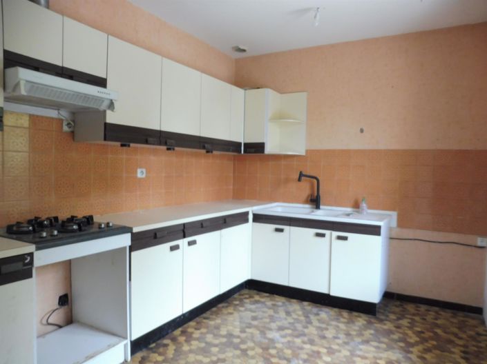 Image No.15-3 Bed House for sale