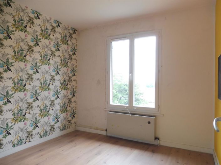 Image No.17-3 Bed House for sale