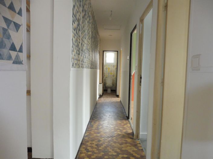 Image No.20-3 Bed House for sale