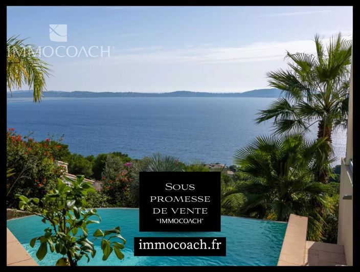 Image No.2-Maison de 4 chambres à vendre à Carqueiranne