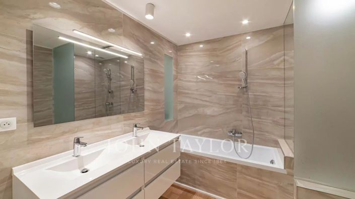 Image No.16-3 Bed Apartment for sale