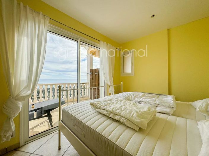 Image No.13-7 Bed House for sale