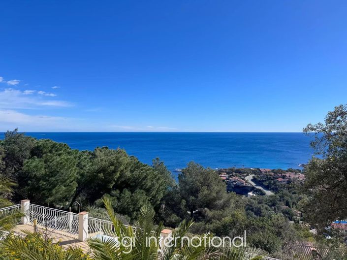 Image No.2-Maison de 7 chambres à vendre à Les Issambres