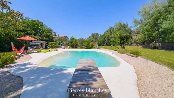 Image No.2-5 Bed House for sale