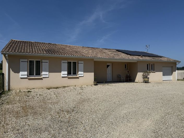 Image No.1-3 Bed House for sale
