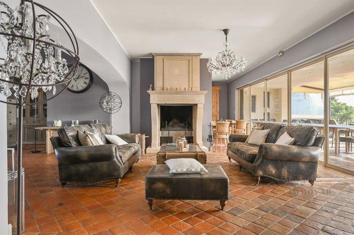 Image No.3-10 Bed House for sale