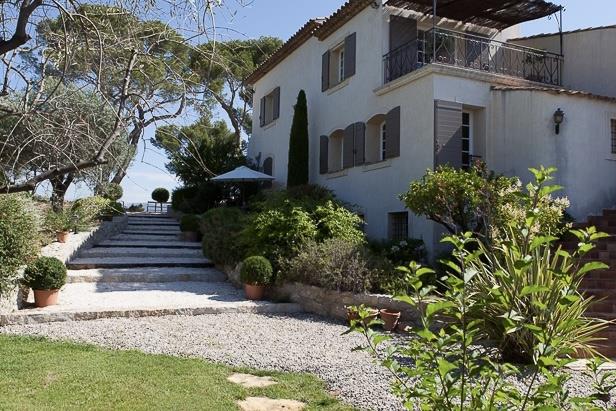 Image No.30-10 Bed House for sale