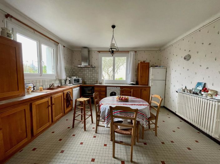 Image No.13-5 Bed House for sale