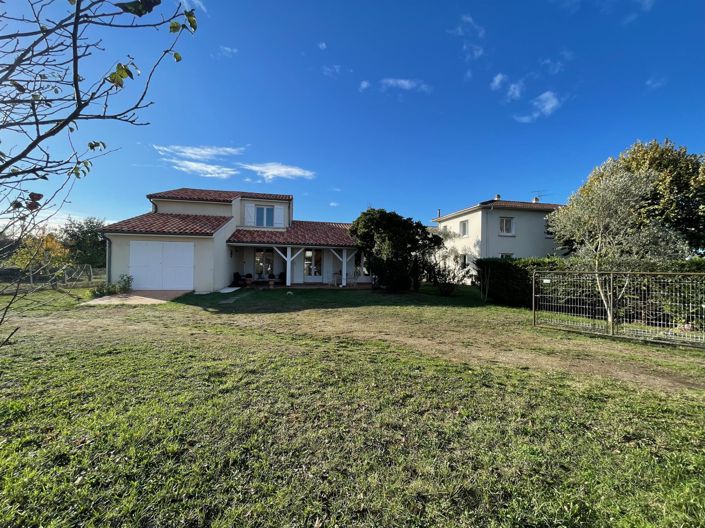 Image No.16-5 Bed House for sale