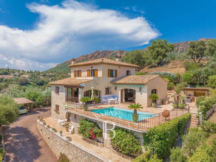 Image No.11-Maison de 5 chambres à vendre à Saint-Raphael