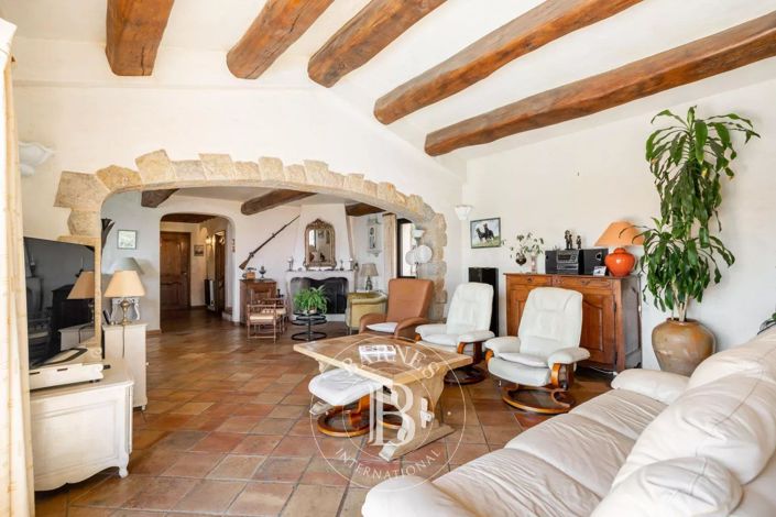 Image No.3-Maison de 5 chambres à vendre à Saint-Raphael