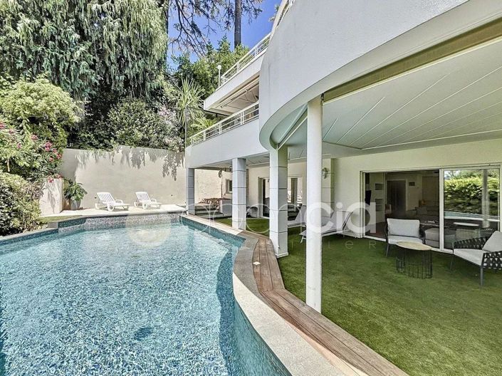 Image No.1-3 Bed Apartment for sale