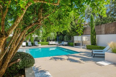 7 Bed House for sale