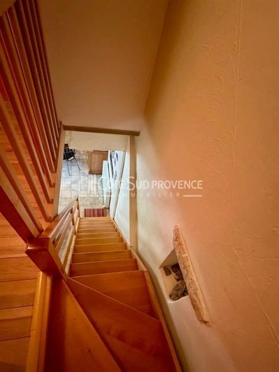 Image No.15-3 Bed House for sale