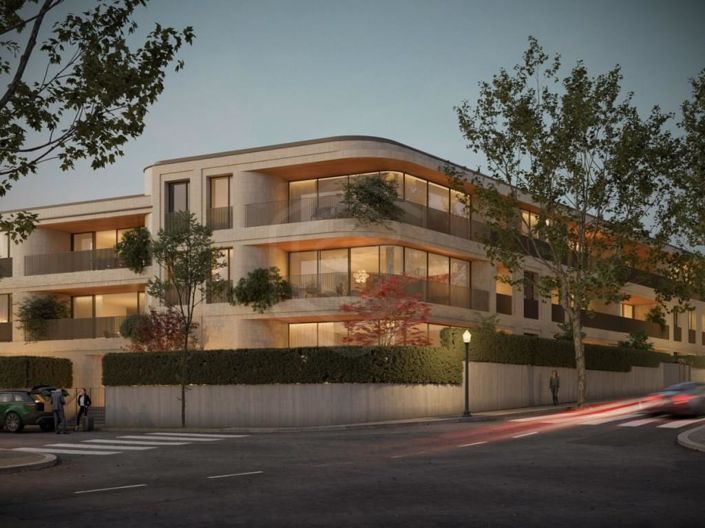 Image No.17-4 Bed Apartment for sale