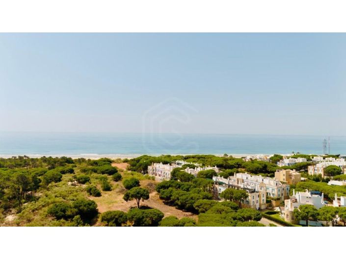 Image No.14-3 Bed House for sale