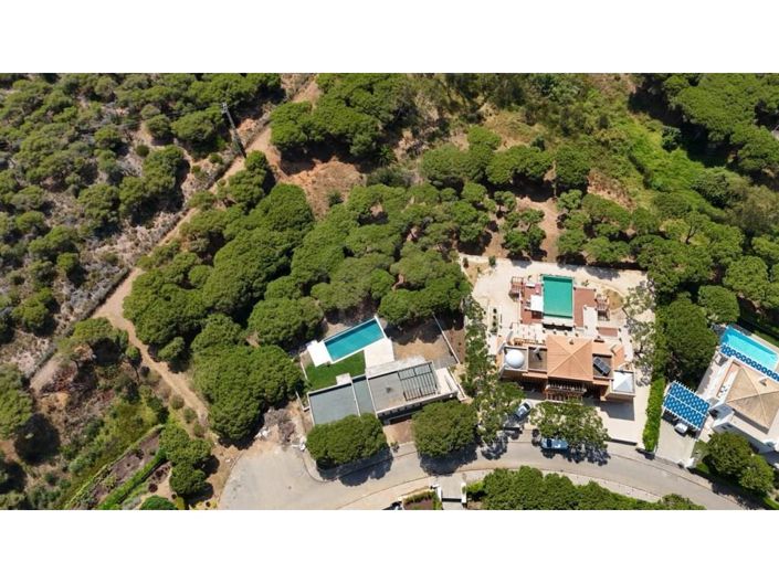 Image No.9-3 Bed House for sale