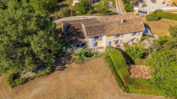 Image No.3-Maison de 5 chambres à vendre à Bagnols-en-Forêt