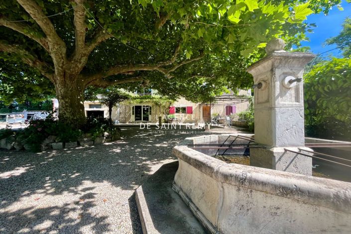 Image No.1-6 Bed House for sale