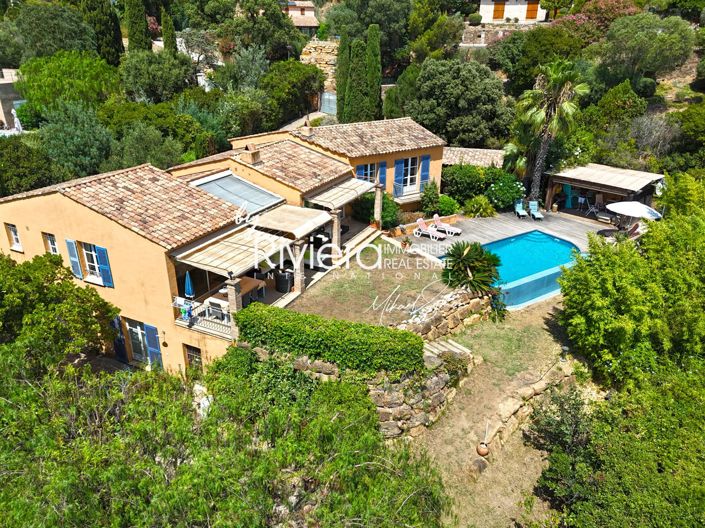 Image No.1-5 Bed House for sale