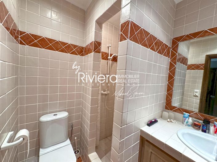 Image No.28-5 Bed House for sale