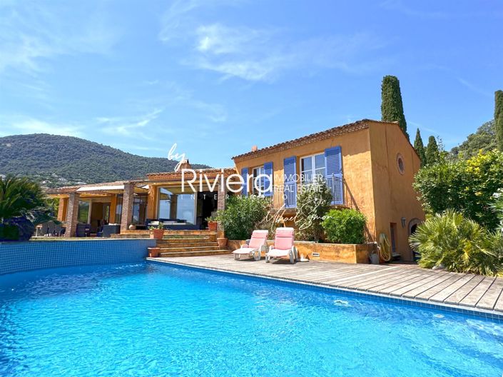 Image No.7-5 Bed House for sale