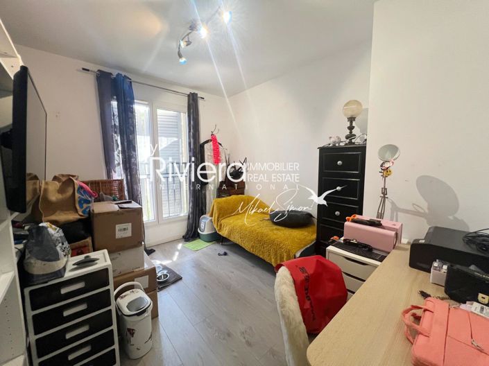 Image No.14-3 Bed House for sale