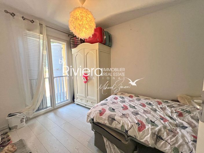 Image No.15-3 Bed House for sale