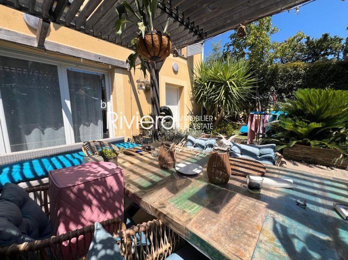 Image No.3-3 Bed House for sale