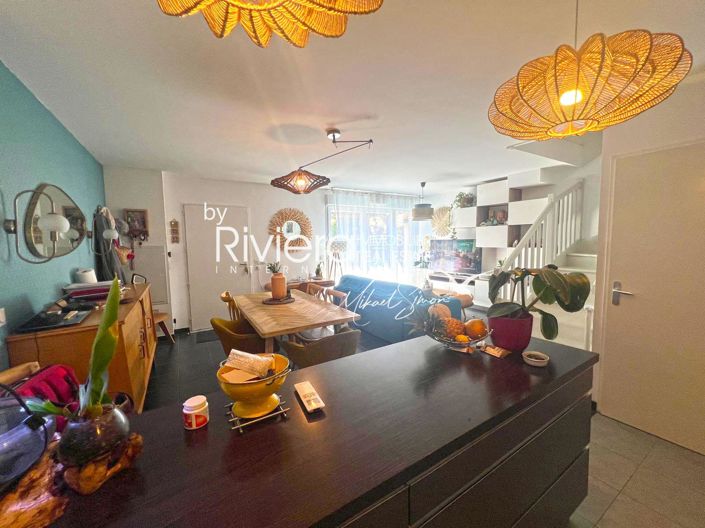 Image No.8-3 Bed House for sale