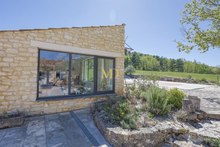 Image No.20-5 Bed House for sale