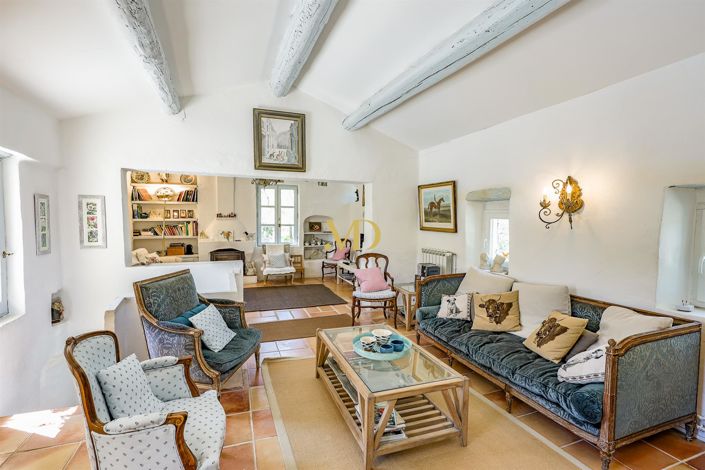 Image No.36-5 Bed House for sale