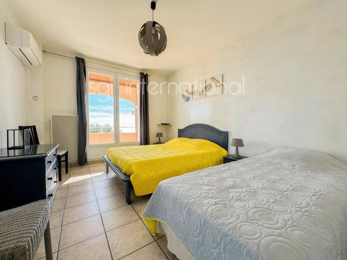 Image No.13-3 Bed House for sale