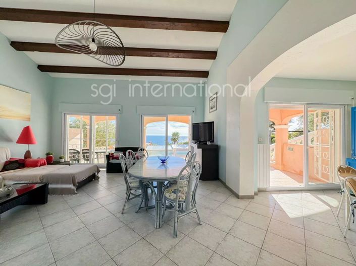 Image No.8-3 Bed House for sale