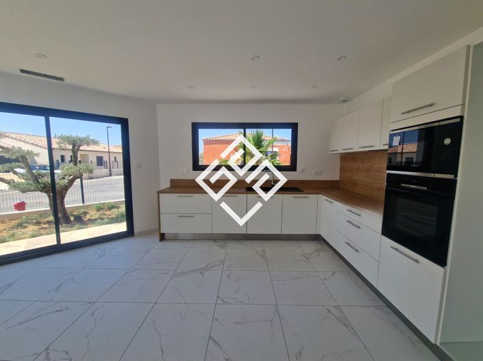 Image No.2-3 Bed House for sale