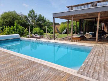 1 - Messanges, House