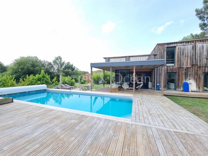 Image No.6-5 Bed House for sale