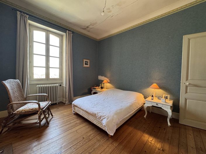 Image No.13-4 Bed House for sale