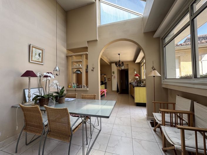 Image No.7-4 Bed House for sale