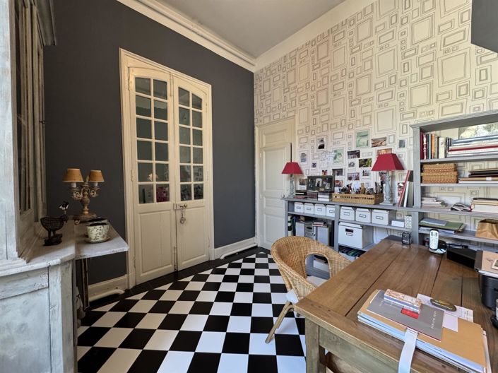 Image No.9-4 Bed House for sale