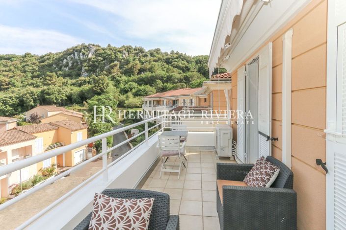 Image No.1-3 Bed Apartment for sale