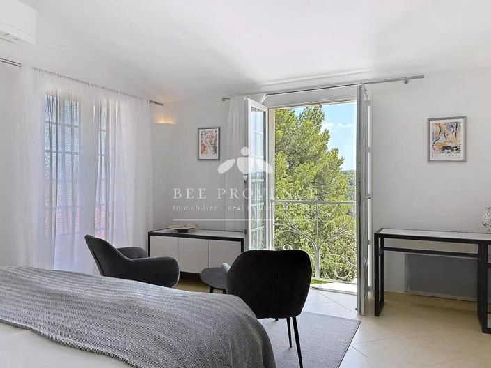 Image No.29-Maison de 5 chambres à vendre à Entrecasteaux