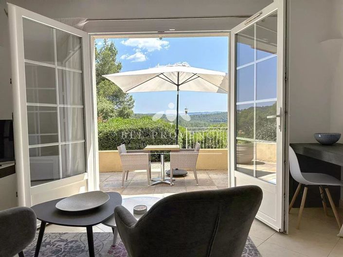 Image No.32-5 Bed House for sale