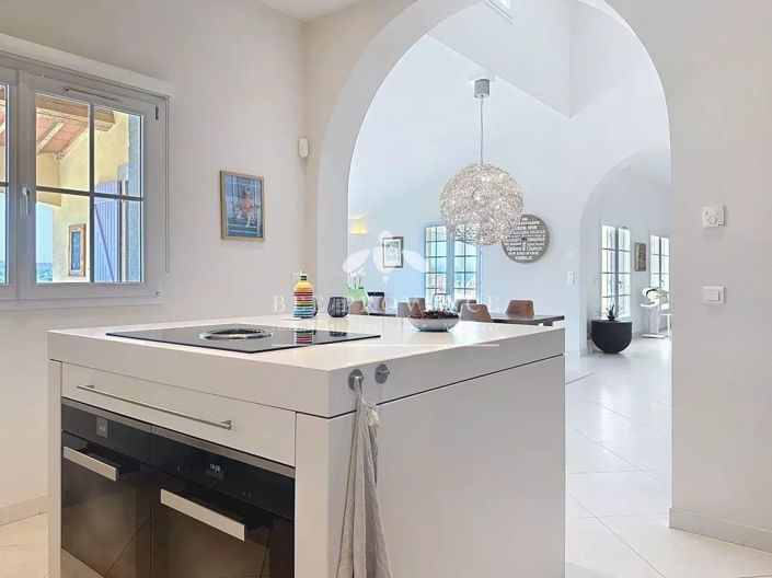 Image No.9-Maison de 5 chambres à vendre à Entrecasteaux