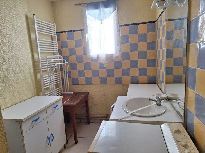 Image No.10-3 Bed House for sale