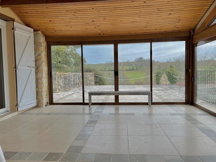 Image No.12-2 Bed House for sale