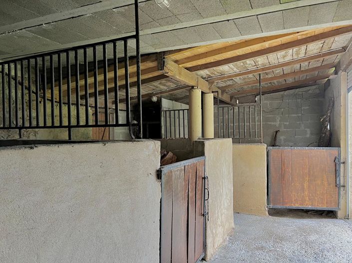 Image No.15-2 Bed House for sale