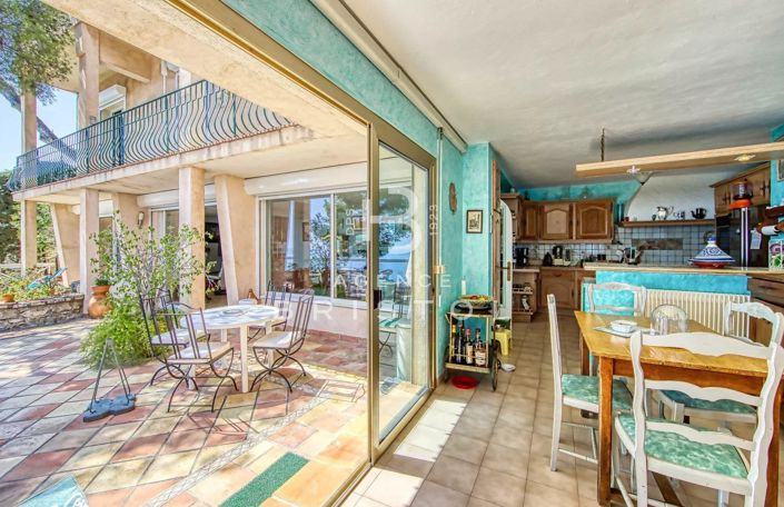 Image No.8-4 Bed House for sale