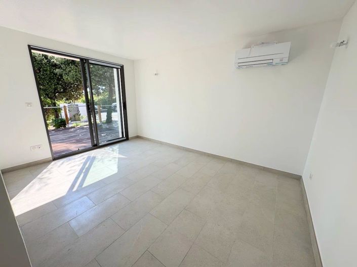 Image No.11-3 Bed Apartment for sale