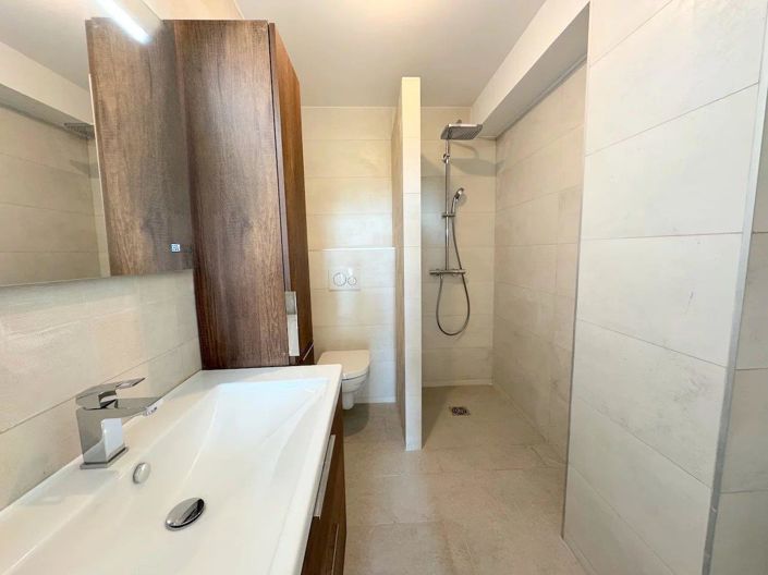 Image No.15-3 Bed Apartment for sale